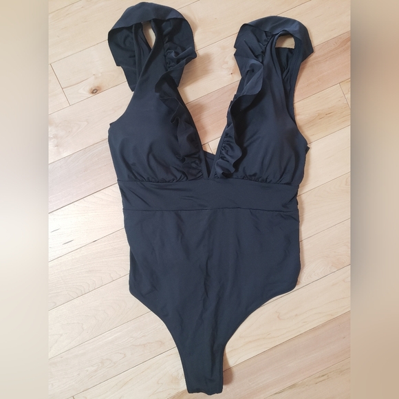 Black classic bathing suit - Picture 3 of 5